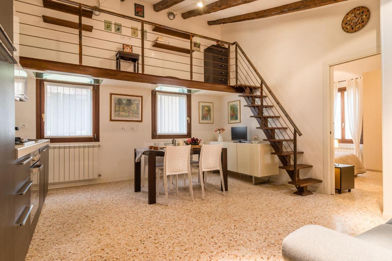 Appartement Corderie De La Tana Biennale Exhibition @arsenale Venise